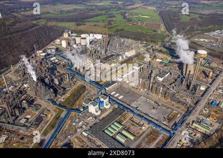 Vue aérienne, Ruhr-Oel GmbH BP raffinerie Scholven, usines à fumer, Scholven, Gelsenkirchen, Ruhr area, Rhénanie du Nord-Westphalie, Allemagne Banque D'Images