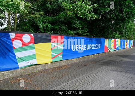 UEFA Euro 2024, bannière au Sportcentre Kaiserau, Methler, Kamen, Ruhr area, Rhénanie du Nord-Westphalie, Allemagne, Europe Banque D'Images