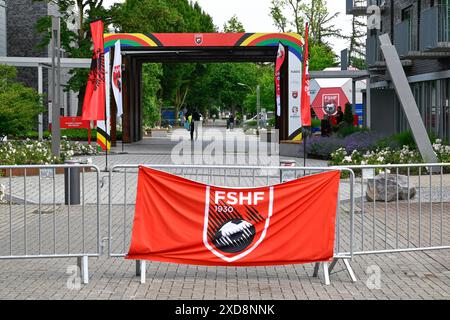 UEFA Euro 2024, bannière au Sportcentre Kaiserau, Methler, Kamen, Ruhr area, Rhénanie du Nord-Westphalie, Allemagne, Europe Banque D'Images