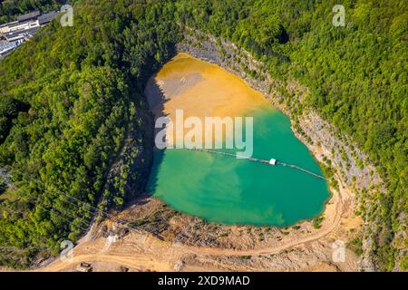 Vue aérienne, lac dans la carrière de Steltenberg, Oege, Hohenlimburg, Hagen, région de la Ruhr, Rhénanie-du-Nord-Westphalie, Allemagne, See, carrière, Steltenberg, eau, Natur Banque D'Images