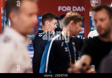 Francfort, Tyskland. 21 juin 2024. Joakim Maehle lors de la zone mixte de l'équipe nationale danoise masculine à Freudenstadt, Allemagne, vendredi 21 juin 2024. L’équipe de football rencontrera la Serbie le mardi 25 juin 2024. (Photo : Liselotte Sabroe/Ritzau Scanpix) crédit : Ritzau/Alamy Live News Banque D'Images