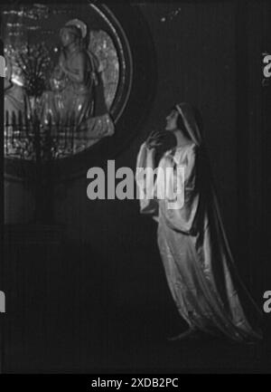 Guthrie danseurs dans l'église de marque. Collection de photographies Genthe. Banque D'Images
