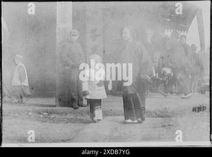 Toutes les pharmacies Peace Hall, Chinatown, San Francisco. Collection de photographies Genthe. Banque D'Images