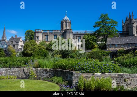 Christ Church War Memorial Garden, Christ Church College, Université d'Oxford, Oxfordshire, Angleterre, UK, GB. Banque D'Images