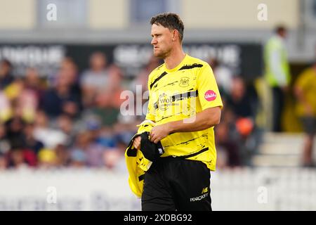 Bristol, Royaume-Uni, 21 juin 2024. Beau Webster du Gloucestershire lors du T20 Vitality Blast match entre le Gloucestershire et le Somerset. Crédit : Robbie Stephenson/Gloucestershire Cricket/Alamy Live News Banque D'Images