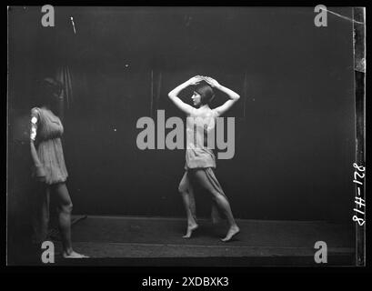 Marion Morgan danseurs. Collection de photographies Genthe. Banque D'Images