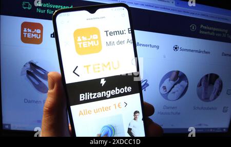 Auf einem Laptop wurde die Website des Online-Marktplatzes Temu abgerufen. Osdorf Hamburg *** le site de la place de marché en ligne Temu a été consulté sur un ordinateur portable Osdorf Hamburg Banque D'Images