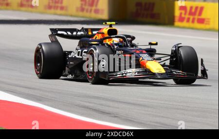 Sabadell, Barcelone, Espagne. 21 juin 2024. Montmelo Espagne 21 juin 2024 Sergio Pérez(11 Mex Redbull ) lors des essais libres 1 au Grand Prix de formule 1 Aramaco Espagne 2024 à Montmelo Espagne le 21 juin 2024 (image crédit : © Xavi Urgeles/ZUMA Press Wire) USAGE ÉDITORIAL SEULEMENT! Non destiné à UN USAGE commercial ! Crédit : ZUMA Press, Inc/Alamy Live News Banque D'Images