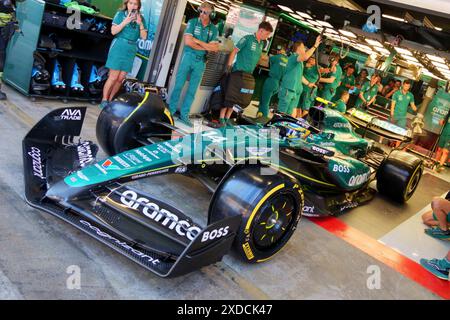 Circuit de Barcelona-Catalunya, Barcelone, Espagne. 21 juin 2024. Grand Prix d'Espagne de formule 1 2023 ; journée d'essais ; Fernando Alonso (ESP), Aston Martin crédit : action plus Sports/Alamy Live News Banque D'Images