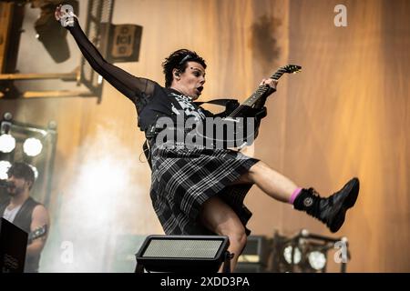 LANDGRAAF - auteur-compositeur-interprète britannique et acteur Yungblud (Dominic Richard Harrison) se produit lors de la première journée du festival de musique Pinkpop. ANP PAUL BERGEN netherlands Out - belgique Out Credit : ANP/Alamy Live News Banque D'Images