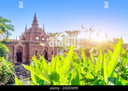 Architecture de style Dai à Xishuangbanna, Yunnan, Chine. Banque D'Images