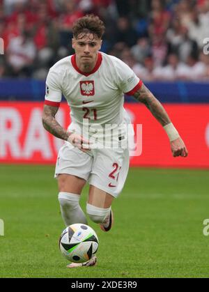 Berlin, Allemagne. 21 juin 2024. Football : Championnat d'Europe, Pologne - Autriche, tour préliminaire, groupe d, 2ème jour de match, Olympiastadion Berlin, Polonais Nicola Zalewski en action. Crédit : Soeren Stache/dpa/Alamy Live News Banque D'Images