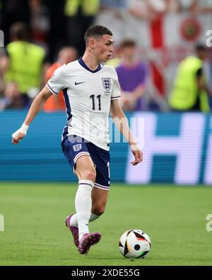 FRANCFORT-SUR-le-MAIN, ALLEMAGNE - 20 JUIN : Phil Foden de l'Angleterre pendant le match de la phase de groupes de l'UEFA EURO 2024 entre le Danemark et l'Angleterre au Frankfurt Arena le 20 juin 2024 à Francfort-sur-le-main, Allemagne. © diebilderwelt / Alamy Stock Banque D'Images