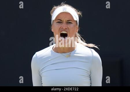 Yulia Putintseva réagit après avoir battu Elisabetta Cocciaretto en demi-finale féminine, au huitième jour du Rothesay Classic à Edgbaston Priory Club, Birmingham. Date de la photo : samedi 22 juin 2024. Banque D'Images