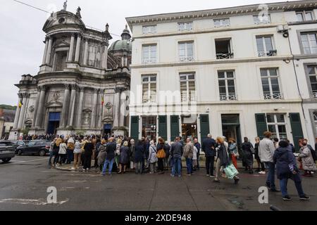 Namur, Belgique. 22 juin 2024. Cette photo montre la cérémonie funéraire de Jodie Devos, chanteuse d'opéra belge décédée le 16 juin d'un cancer, à Namur, samedi 22 juin 2024. BELGA PHOTO NICOLAS MAETERLINCK crédit : Belga News Agency/Alamy Live News Banque D'Images