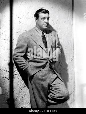 LON CHANEY JR. Circa 1942 Portrait par RAY JONES publicité pour Universal Pictures Banque D'Images