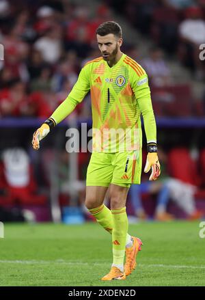 Cologne, Allemagne. 19 juin 2024. Angus Gunn d'Écosse lors du match des Championnats d'Europe de l'UEFA au stade de Cologne. Le crédit photo devrait se lire comme suit : David Klein/Sportimage crédit : Sportimage Ltd/Alamy Live News Banque D'Images