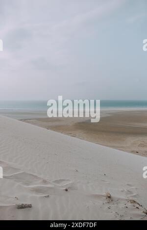 Dunes de sable dans la lagune Detwah à Qalansiyah sur l'île de Socotra, Yémen Banque D'Images