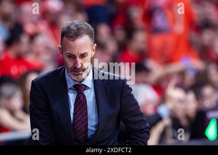 Murcie, Espagne. 12 juin 2024. Basket Ligue espagnole entre UCAM CB vs Real Madrid, troisième match pour le titre de la ligue, au Palacio de los Deport Banque D'Images