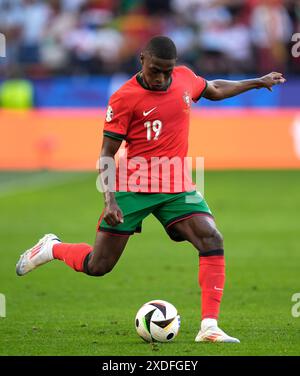 Le turc Kenan Yildiz en action lors du match du Groupe F de l'UEFA Euro 2024 au stade BVB de Dortmund, en Allemagne. Date de la photo : samedi 22 juin 2024. Banque D'Images