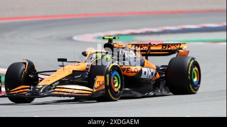 Sabadell, Barcelone, Espagne. 22 juin 2024. Montmelo Espagne 22 juin 2024 Oscar Piastri (81 AUS McLaren ) lors de la formation qualificative au Grand Prix de formule 1 d'Aramaco Espagne 2024 à Montmelo Espagne le 22 juin 2024 (image crédit : © Xavi Urgeles/ZUMA Press Wire) USAGE ÉDITORIAL SEULEMENT! Non destiné à UN USAGE commercial ! Crédit : ZUMA Press, Inc/Alamy Live News Banque D'Images