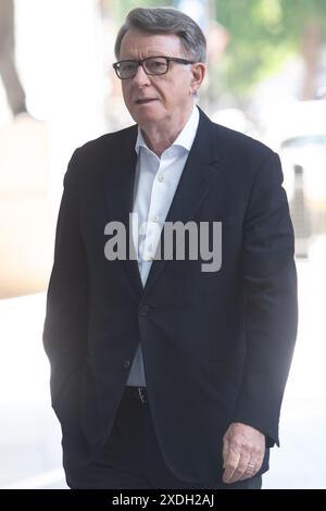 Londres, Royaume-Uni. 23 juin 2024. Photo : Peter Mandelson - le Lord Mandelson arrive à la BBC Broadcasting House pour être invité le dimanche avec Laura Kuenssberg. Crédit : Justin Ng/Alamy Live News Banque D'Images
