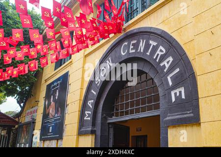 Hanoi, Vietnam - 29 janvier 2024 : entrée à la prison Hoa Lo, ou Maison centrale, Hanoi, Vietnam Banque D'Images