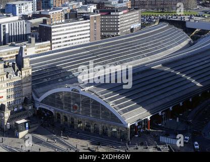 Vue aérienne de Liverpool ; gare de Lime Street, Liverpool. Merseyside, Angleterre, Royaume-Uni Banque D'Images