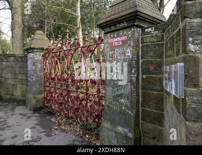 Portes d'entrée de Strawberry Field, Beaconsfield Road, Liverpool, Angleterre, Royaume-Uni Banque D'Images