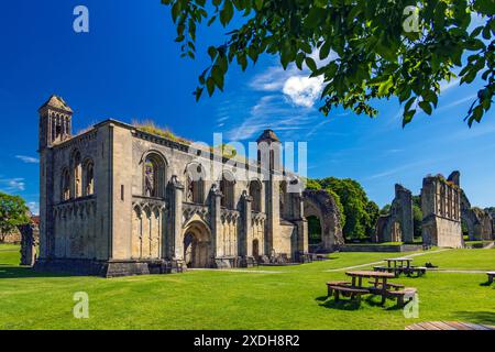 La Lady Chapel fait partie des ruines de l'abbaye de Glastonbury du VIIIe siècle, maintenant classée monument antique et classée Grade 1, Somerset, Angleterre, Royaume-Uni Banque D'Images