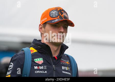 #1 Max Verstappen (NDL) ASTON MARTIN ORACLE REDBULL RACING vu dans le paddock du F1 ARAMCO GRAND PRIX D'ESPAGNE 2024 du 21 au 24 juin @FOTO RACINGPICTURE pendant la FORMULE 1 ARAMCO GRAN PREMIO DE ESPANA 2024 - course, championnat de formule 1 à Barcelone, Espagne, le 23 juin 2024 Banque D'Images