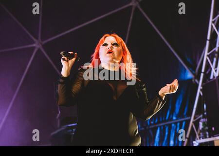 Rome, Italie. 22 juin 2024. La chanteuse Beth Ditto se produit sur scène avec son groupe Gossip à la Villa Ada à Rome, en Italie. (Photo de Valeria Magri/SOPA images/SIPA USA) crédit : SIPA USA/Alamy Live News Banque D'Images