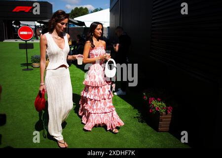 DONALDSON Rebeca. Portrait et Alexandra Saint Mleux, portrait lors de la formule 1 Aramco Gran Premio de Espana 2024, 10ème manche du Championnat du monde de formule 1 2024 du 21 au 23 juin 2024 sur le circuit de Barcelona-Catalunya, à Montmeló, Espagne - photo Eric Alonso / DPPI Banque D'Images