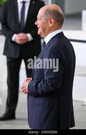 Berlin, Deutschland 23. Juni 2024 : Begrüßung des Präsidenten der Republik Argentinien - 23.06.2024 Im Bild : Bundeskanzler Olaf Scholz SPD *** Berlin, Allemagne 23 juin 2024 Accueil du Président de la République Argentine 23 06 2024 en photo Chancelier fédéral Olaf Scholz SPD Copyright : xFotostandx/xReuhlx Banque D'Images