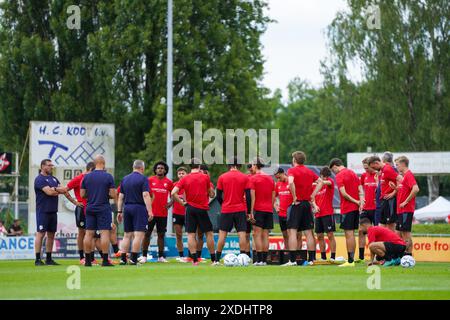 Utrecht, pays-Bas. 23 juin 2024. UTRECHT, 23-06-2024, Sportpark Elinkwijk, Néerlandais Eredivisie, saison 2024/2025, football . Première formation FC Utrecht . Utrecht pendant l'entraînement crédit : Pro Shots/Alamy Live News Banque D'Images