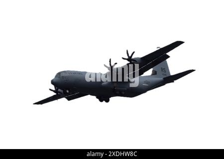 Kaiserslautern, Allemagne 15 août 2019 : un Lockheed C-130 Hercules de l'US Air Force approche de la base aérienne de Ramstein Banque D'Images