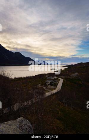 Coucher de soleil dans les îles Lofoten, Norvège Banque D'Images