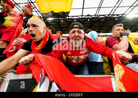 Koln, Allemagne. 22 juin 2024. Les supporters belges lors du match UEFA Euro 2024 entre la Belgique et la Roumanie, Groupe E, date 2, ont joué au Rhein Energie Stadium le 22 juin 2024 à Koln, en Allemagne. (Photo de Bagu Blanco/PRESSINPHOTO) crédit : AGENCE SPORTIVE PRESSINPHOTO/Alamy Live News Banque D'Images