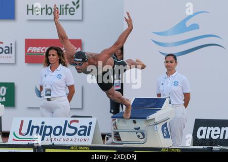 Rome, Italie. 22 juin 2024. Manuel frigo de l'Italie en action lors de la batterie de la finale B masculine du 100 m nage libre le jour 2 de la finale pour le 60e Trophée 'Settecolli' 2024 de natation internationale. (Photo par Elena Vizzoca/SOPA images/SIPA USA) crédit : SIPA USA/Alamy Live News Banque D'Images