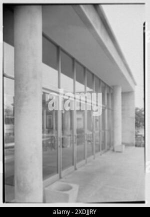 Lamont Library, Harvard University, Cambridge, Massachusetts. Entrée nord. Collection Gottscho-Schleisner Banque D'Images