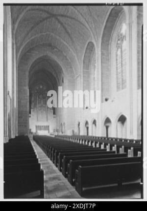 Church of the Heavenly Rest, Park Ave., New York, New York. Intérieur général. Collection Gottscho-Schleisner Banque D'Images