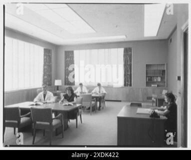 Johnson & Johnson, Centre de recherche, Nouveau-Brunswick, New Jersey. Bibliothèque. Collection Gottscho-Schleisner Banque D'Images