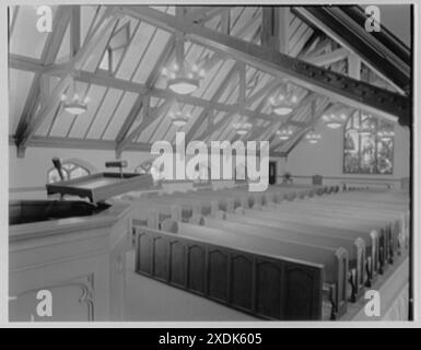 Église communautaire, East Williston, long Island. Vue en croix, depuis le choeur. Collection Gottscho-Schleisner Banque D'Images