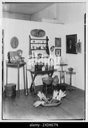 MRS Lawrence Ullman, affaires sur Prospect Avenue, Tarrytown, New York. Groupe de coins. Collection Gottscho-Schleisner Banque D'Images