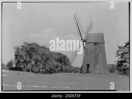 Moulins à vent. Moulin dans le parc, East Hampton, long Island. Collection Gottscho-Schleisner Banque D'Images