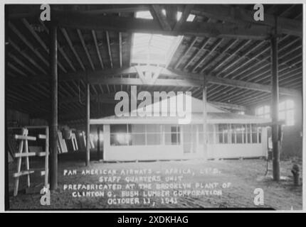 Clinton G. Bush Lumber Co., W. 5th équipé et Sheepshead Bay Rd., Coney Island. Vue de face de la maison préfabriquée II. Gottscho-Schleisner Collection Banque D'Images