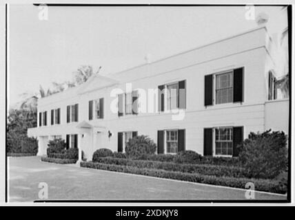 MRS H. Mercer Walker, résidence à El Vedado, Palm Beach, Floride. Façade d'entrée. Collection Gottscho-Schleisner Banque D'Images