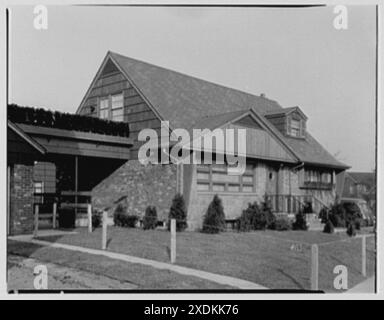 Dean Furniture Co., maison modèle Jamaïque, Parsons Blvd. Et Grand Central Parkway. Extérieur du sud-est. Collection Gottscho-Schleisner Banque D'Images