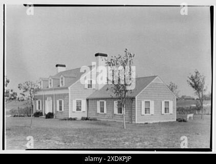 James S. Yates, résidence à East Hampton, long Island. Façade d'entrée. Collection Gottscho-Schleisner Banque D'Images