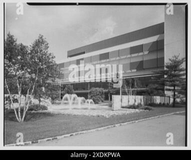 Roosevelt Raceway, Westbury, long Island. Fontaines I. Collection Gottscho-Schleisner Banque D'Images